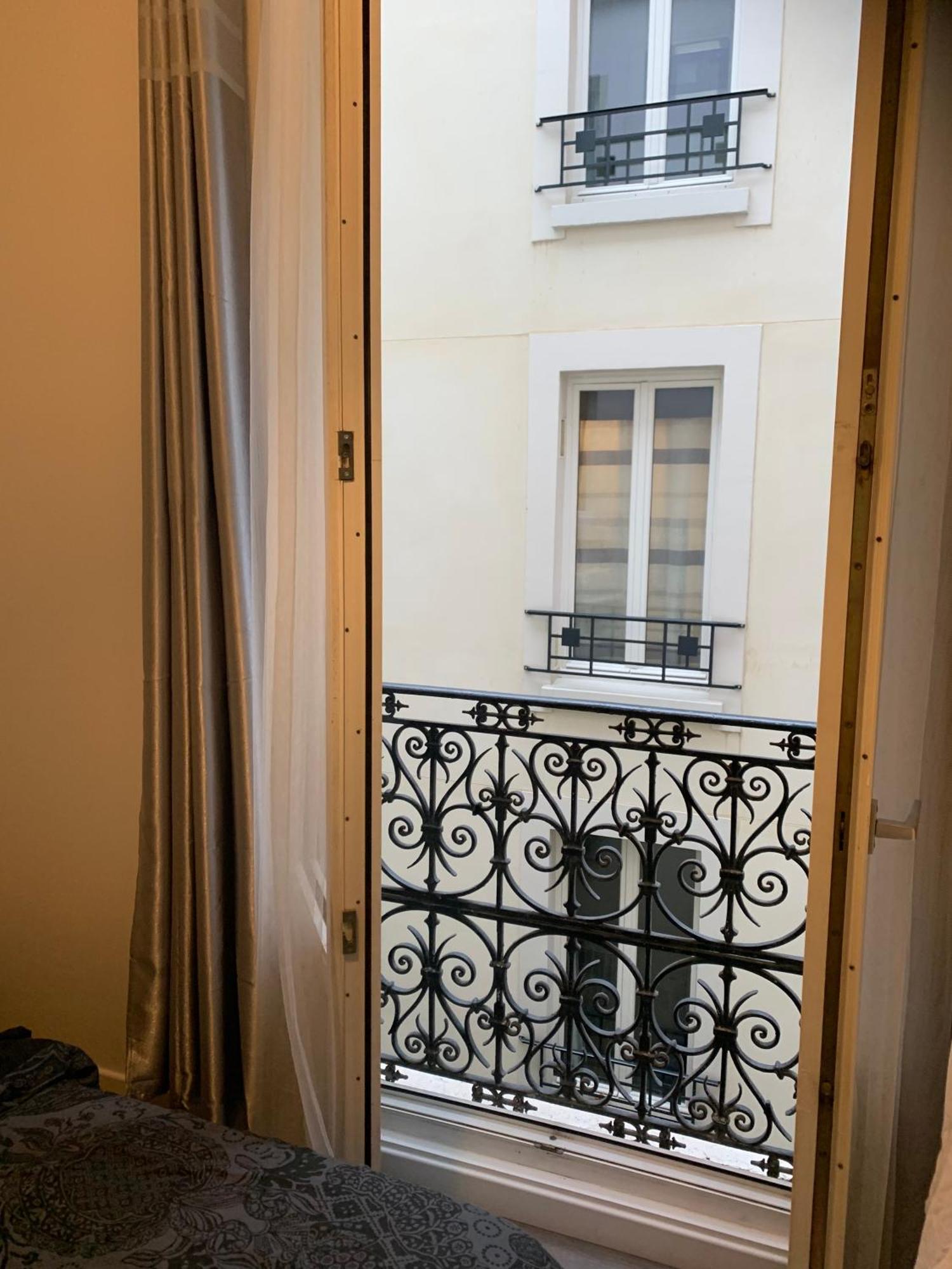 Chic Appartement 2 Bedrooms Phantheon Notre Dame 파리 외부 사진